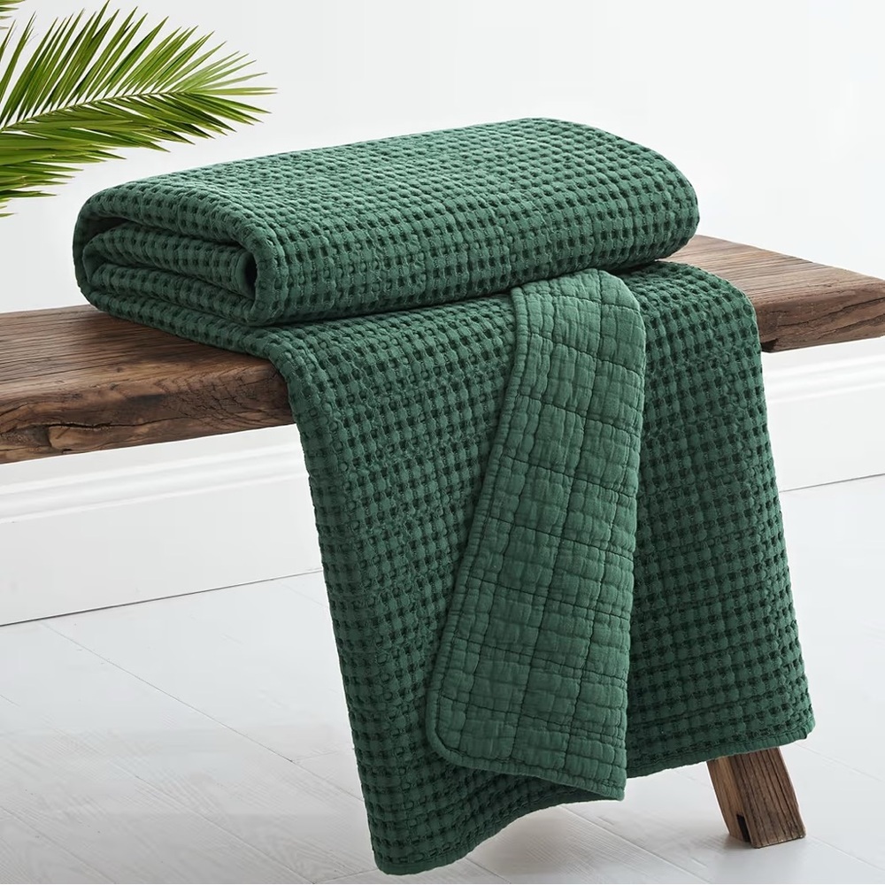 Levtex Home Mills Waffle Luxury Cotton Throw Forest Green 50x60 Textured NWT